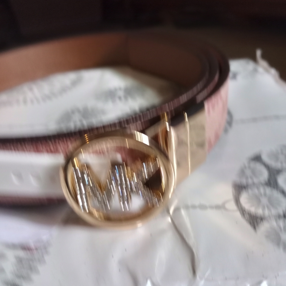 *Michael kors ladies leather reversible monogram belt each - Picture 8 of 8